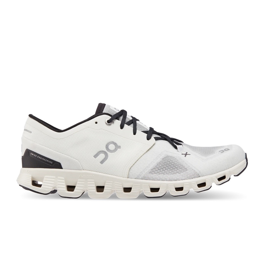 On Cloud x3 Running Women’s White and Black Sneakers
